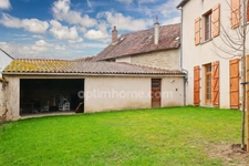 Maison de charme et de caractère 119 m² envrion - 5 Pièces - 4 CHAMBRES sur parcelle 300 m²  87190 MAGNAC LAVAL