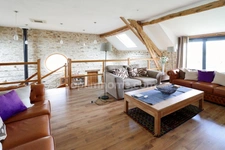 Maison Coup de Cœur de 178 m² - 7 pèces - 4 Chambres -sur parcelle de 458 m² - Saint Hilaire La Treille 