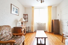Maison de Villlage de  91,5 m² - 5 pièces - 3 Chambres - Garage - Dépendances - Jardin 300 m² -  ORADOUR SAINT GENEST (87)