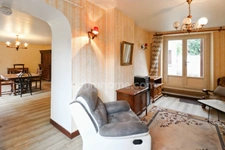 Maison de centre bourg - 116 m² - 6 Pièces - 4 chambres - Garage - Terrasse et Jardin - Terrain Non attenant 455m² - MAGNAC LAVAL 