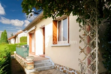Maison 88 m² sur Sous Sol avec Accès Plain Pieds - 5 pièces - 3 Chambres - Terrain 752 m² -MAGNAC LAVAL (87)