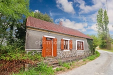 Maison de Campagne PLAIN PIEDS - 53m² - 3 pièces - 1 chambre - sur parcelle de terrain -637 m²   SAINT LEGER MAGNAZEIX (87)