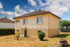 Maison Individuelle sur sous-sol de 65 m² environ - 4 pièces - 1 voir 2 Chambres - Garage -Parcelle 700 m² -MAGNAC LAVAL (87)