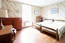 Exclusivité - Maison 85 m² - 5 pièces - 3 Chambres - sur terrain de 365 m² - SAINT GEORGES LES LANDES (87)