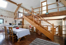 Maison Coup de Cœur de 178 m² - 7 pèces - 4 Chambres -sur parcelle de 458 m² - Saint Hilaire La Treille 