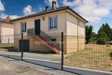 Maison Individuelle sur sous-sol de 65 m² environ - 4 pièces - 1 voir 2 Chambres - Garage -Parcelle 700 m² -MAGNAC LAVAL (87)