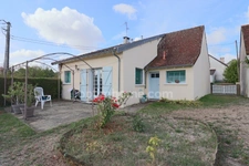 Maison de charme 114 m² - 5 pièces - 3 Chambres + Maison 60 m² - 3 pièces - 2 Chambres + Garage + Grange + Dépendances sur 1200 m² de Terrain - 87190 MAGNAC LAVAL 