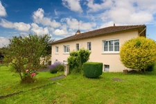 MAISON 135 m² - 7 Pièces - 4 CHAMBRES - sur Sous Sol Aménagé avec GARAGE sur Terrain de 792 m² 