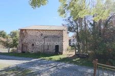 Maison de 166 m² - 9 pièces - 5 chambres - 3 Granges + dépendances - parcelle Terrain 5 184 m² DOMPIERRE LES EGLISES (87)