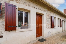 Maison en Pierre de 140 m² environ - 5 Pièces -3 Chambres + Grange sur terrain de 941 m² - CROMAC (87)