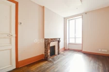 Maison de Charme et de Caractère -175 m² environ - 10 pièces - 7 chambres - Terrain 1450 m² environ - SAINT SULPICE LES FEUILLES (87)