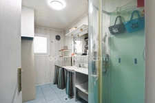 Maison contemporaine de Plain Pieds de 107 m² avec Piscine - 6 Pièces - 4 Chambres - Garage - Carport - Terrain 3525 m² - DROUX (87190)