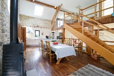 Maison Coup de Cœur de 178 m² - 7 pèces - 4 Chambres -sur parcelle de 458 m² - Saint Hilaire La Treille 