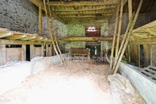 GRANGE en PIERRE de 170 M² sur terrain 3075 m² -  SAINT HILAIRE LA TREILLE (87)