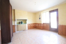 Maison 60 m² - 4 pièces - 2 Chambres - Grange 35 m² sur parcelle Non attenante de 353 m² -  SAINT HILAIRE LA TREILLE (87)
