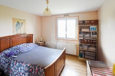 Maison sur semi-sous sol enterrée de 87 m² - 5 pièces - 3 Chambres - Garage - Terrain de 655 m² - MAGNAC LAVAL (87)