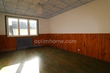 MAISON DE CENTRE VILLE DE 134 M² - 4 CHAMBRES - GARAGE - Jardin 160 m² - LE DORAT 87210