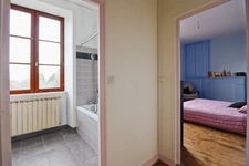 Maison de charme et de caractère 119 m² envrion - 5 Pièces - 4 CHAMBRES sur parcelle 300 m²  87190 MAGNAC LAVAL
