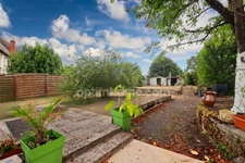 Maison Individuelle de  Centre Bourg - 5 pièces  - 4 chambres - Terrain de 505 m² - MAGNAC LAVAL   (87) 