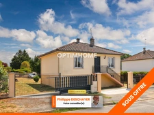 Maison Individuelle sur sous-sol de 65 m² environ - 4 pièces - 1 voir 2 Chambres - Garage -Parcelle 700 m² -MAGNAC LAVAL (87)