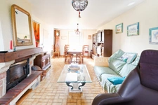 Maison sur semi-sous sol enterrée de 87 m² - 5 pièces - 3 Chambres - Garage - Terrain de 655 m² - MAGNAC LAVAL (87)