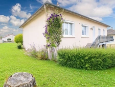 MAISON 135 m² - 7 Pièces - 4 CHAMBRES - sur Sous Sol Aménagé avec GARAGE sur Terrain de 792 m² 