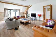 Maison Coup de Cœur de 178 m² - 7 pèces - 4 Chambres -sur parcelle de 458 m² - Saint Hilaire La Treille 