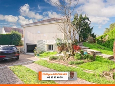 Maison sur semi-sous sol enterrée de 87 m² - 5 pièces - 3 Chambres - Garage - Terrain de 655 m² - MAGNAC LAVAL (87)