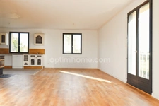 Maison entièrement rénovée sur deux niveaux indépendants de 129 m² - 6 pièces - 3 chambres sur terrain clos de 1744 m² - 87210 LE DORAT