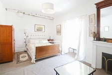 Maison de charme  de 104 m² - 4 pièces - 3 chambres ave cour et garage -  MAGNAC LAVAL (87)