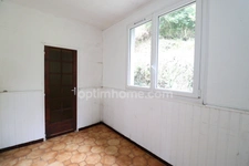 Maison de 105 m² - 5 pièces - 3 Chambres - 1 Grange - 1 dépendance-  Terrain de 648 m² - DOMPIERRE LES EGLISES 87190 