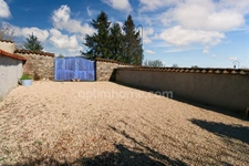 Maison de Charme et de Caractère de 353 m² - 9 Pièces - 6 Chambres sur parcelle de 662 m² - BELLAC 87300