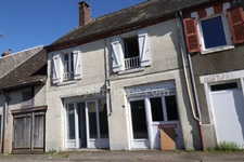 MAISON DE VILLAGE DE 140 m² - 6 pièces - 3 chambres - terrain 415 m² (87190 SAINT HILAIRE LA TREILLE)
