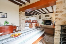 Propriété de Charme - Gîte de 103 m² - Capacité 12 personnes - 4 Chambres - Piscine et dépendances - terrain 11 500 m² environ  ARNAC LA POSTE (87)