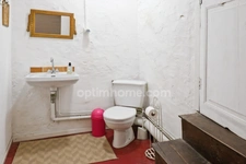 Maison de charme  de 104 m² - 4 pièces - 3 chambres ave cour et garage -  MAGNAC LAVAL (87)
