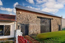Maison Plain-Pied 124 m² - 5 pièces - 3 Chambres - Grange de 100 m² - terrain 2895 m² - SAINT LEGER MAGNAZEIX (87)