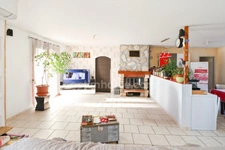 Maison contemporaine de Plain Pieds de 107 m² avec Piscine - 6 Pièces - 4 Chambres - Garage - Carport - Terrain 3525 m² - DROUX (87190)