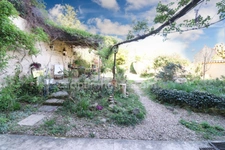 Maison de Charme et de Caractère de 353 m² - 9 Pièces - 6 Chambres sur parcelle de 662 m² - BELLAC 87300