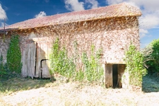 GRANGE en PIERRE de 170 M² sur terrain 3075 m² -  SAINT HILAIRE LA TREILLE (87)