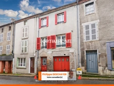 Maison de charme  de 104 m² - 4 pièces - 3 chambres ave cour et garage -  MAGNAC LAVAL (87)