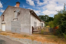 Maison de charme plain pieds 102 m² -  5 pièces - 2 Chambres - terrain 3 500 m² MAGNAC LAVAL (87190)