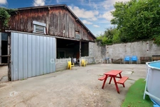 RARE - Maison 200 m² - 7 Pièces - 5 chambres + Local Commercial 65 m² + Hangar 135 m² - BELLAC 87