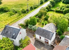 MAISON PLAIN PIED 2 Chambres - 77  m² + MAISON 3 niveaux - 3 Chambres - 82 m² - GARAGE et DEPENDANCES - terrain 1700 m² environ  MAGNAC LAVAL (87190)