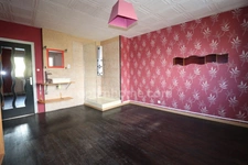 MAISON DE CENTRE VILLE DE 134 M² - 4 CHAMBRES - GARAGE - Jardin 160 m² - LE DORAT 87210