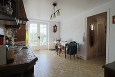 Maison de charme 114 m² - 5 pièces - 3 Chambres + Maison 60 m² - 3 pièces - 2 Chambres + Garage + Grange + Dépendances sur 1200 m² de Terrain - 87190 MAGNAC LAVAL 