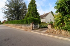 Maison Familiale Plain Pieds élevée sur sous-sol de 230 m² - 10 pièces -5 Chambres - Terrain 4000 m² environ 87190 MAGNAC LAVAL