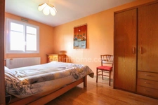 Maison sur semi-sous sol enterrée de 87 m² - 5 pièces - 3 Chambres - Garage - Terrain de 655 m² - MAGNAC LAVAL (87)