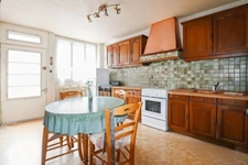 Maison de Villlage de  91,5 m² - 5 pièces - 3 Chambres - Garage - Dépendances - Jardin 300 m² -  ORADOUR SAINT GENEST (87)