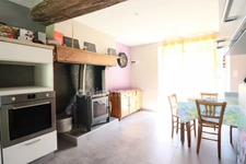 Maison de Village 87 m²- 4 Pièces - 2 Chambres - Gite à rénover - Grange - Dépendances sur parcelle de 1238 m² - SAINT LEGER MAGNAZEIX 87190