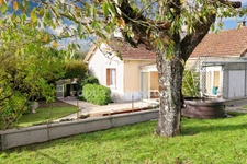 Maison 88 m² sur Sous Sol avec Accès Plain Pieds - 5 pièces - 3 Chambres - Terrain 752 m² -MAGNAC LAVAL (87)